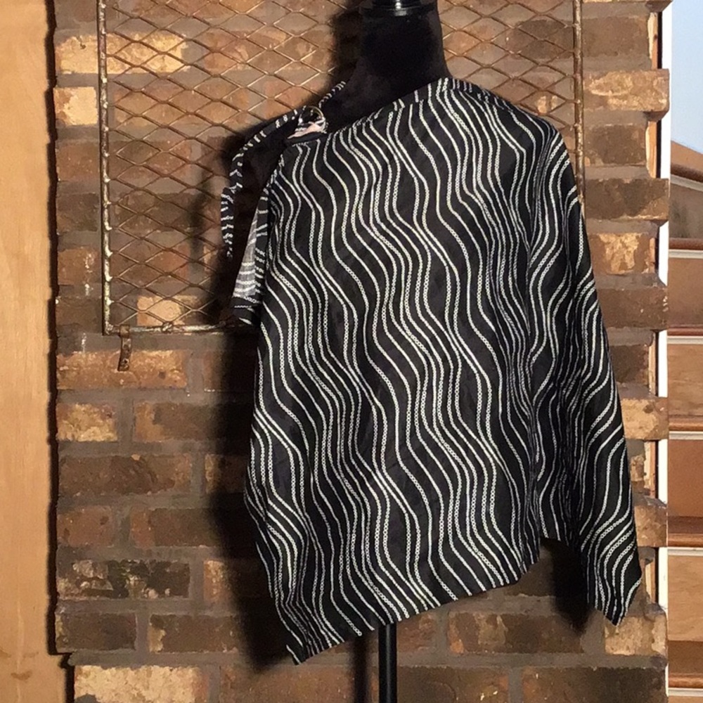 Udder Covers for nursing mothers black white